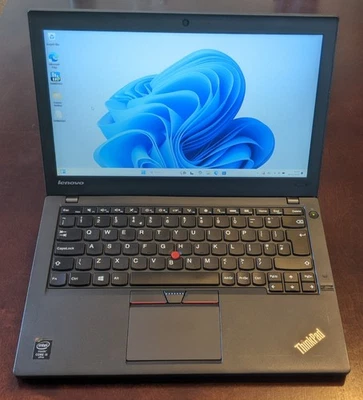 Lenovo ThinkPad X250, 12.5", Intel i5, 8GB RAM, 250GB SSD, Win 11,  Dual-battery - Image 1 of 4