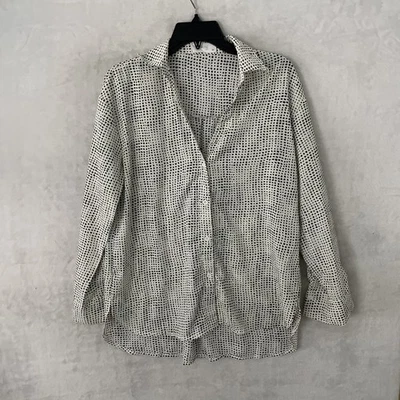 Muse Womans Button Top Multicolor Geometric M Polyester Long Sleeve V Neck - Image 1 of 4