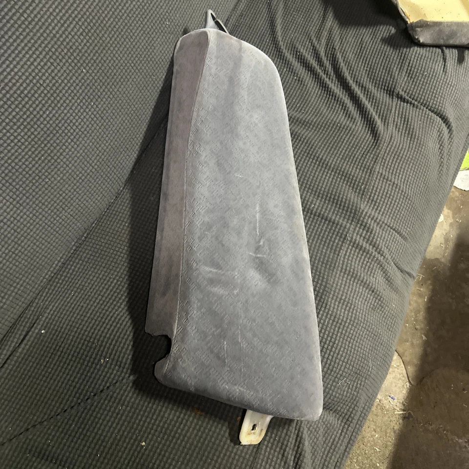 Hyundai Elantra 2005 cojín lateral trasero izquierdo cinturón de seguridad guía gris stock OEM Foto 1 de 4