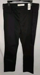 Levi's Signature Women’s Totally Shaping Mid Rise Straight Jeans 20m W35 L32 NEW - Picture 1 of 4