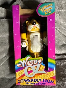 New—Kurt Adler Cowardly Lion Wizard of Oz Nutcracker Wooden, Yellow Brick Road - Picture 1 of 5