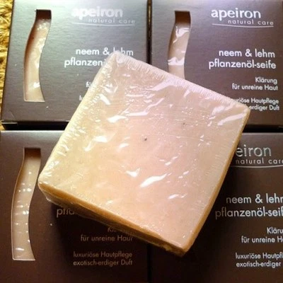 Apeiron Pflanzenölseife Neem & Lehm 100g für unreine Haut Ayurveda Naturkosmetik - Bild 1 von 2