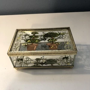 Beautiful hand painted glass/mirror trinket / jewelry /box Gold trim - Picture 1 of 12