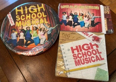 High School Musical Party Supplies By Hallmark Invitations, Plates 7”, Napkins - Image 1 of 2