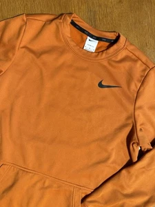 Nike Maglione Uomo M Therma Fit Arancione Bruciato Canguro Tasca Pile Girocollo - Foto 1 di 9