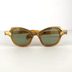 VTG SUNGLASSES 50's Cat Eye Brown + Gold Accent Trim Made in USA - Picture 1 of 9