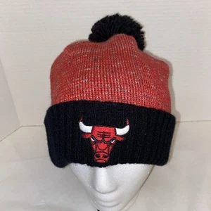 Mitchell & Ness Chicago Bulls Knit Beanie Hat Winter Pom OSFA Red Black NBA - Picture 1 of 8