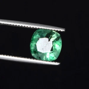 Smeraldo Verde Naturale Certificato 2,90 Ct Sfaccettato Taglio Cuscino Gemma - Foto 1 di 4