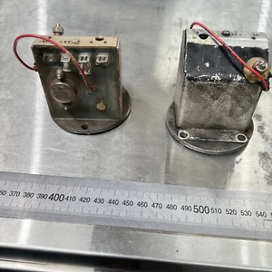 qty 2 regulator engine generator military nsn 2920-66-095-0372 mack landrover ? - Imagen 1 de 10