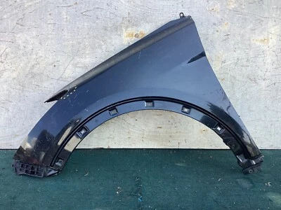 Guardabarros izquierdo deportivo Hyundai Santa Fe 2013 2014 2015 2016 2017 2018 fabricante original usado Foto 1 de 4