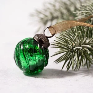 Adornos de bola de vidrio remolino de 1" hechos a mano de Navidad 6 piezas pequeños de aspecto vintage/retro - Imagen 1 de 13