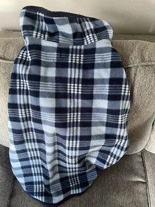 Flannel/ Fleece Reversible Blue Plaid Dog Coat-Size XL - Bild 1 von 4