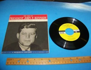 The Voice Of President John F. Kennedy Vintage 45 RPM Record & Picture Sleeve - Bild 1 von 2
