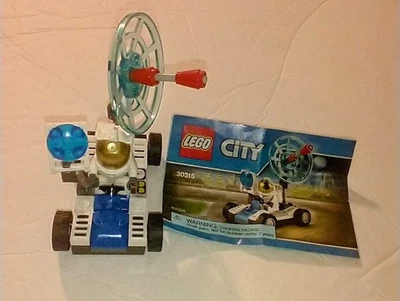 Lego city 30315- Complete Mini set- Space utility vehicle- Used W/instructions - Image 1 of 4