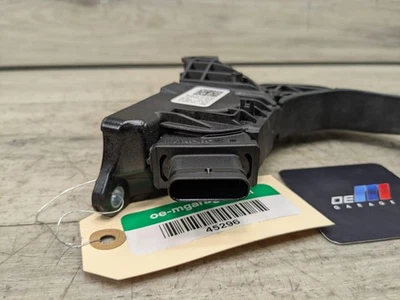 Módulo de pedal de acelerador 18-24 OEM AUDI A4 A5 A8 S4 S5 Q5 Q7 SQ5 Foto 1 de 4