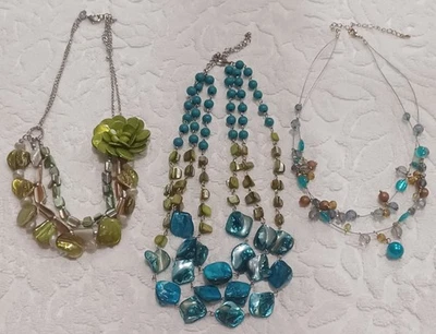 Lote de 3 Collares Boho Distintivos Azul, Turquesa, Verde Sobre Cadena Tono Plata Foto 1 de 4