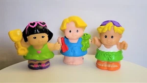 Fisher Price Little People Swimmers Beach Figures - Picture 1 of 2