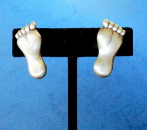 VINTAGE 1940'S STERLING FEET SCREW BACK EARRINGS, TAXCO MEXICO - Picture 1 of 4