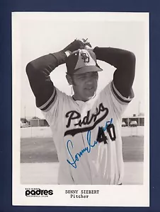 Sonny Siebert signed San Diego Padres vintage 1970's team issued baseball photo - Picture 1 of 1