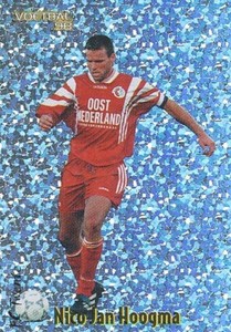 065 NICO JAN HOOGMA # NETHERLANDS FC.TWENTE METAL STICKER SANDWICHES VOETBAL 98