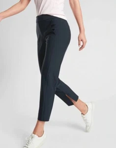Athleta Stellar Crop Hose schwarz Gr. 2P abrieb- & knitterarm tailliert - Bild 1 von 12