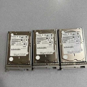 Lot 3* Cisco Toshiba 450GB SAS 15K 12GBps HDD 2.5" UCS-HD450G15K12G HDEAG02JAA51 - Picture 1 of 4