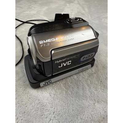 JVC Everio GZ MS134 HDD Hybrid Hard Disk Camcorder 2 Mega Pixels untested - Image 1 of 4