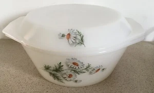 Arcopal vintage plat à four avec couvercle motif marguerite oven dish 60's-70's - Imagen 1 de 3