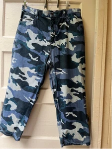 Bill Blass Easy fit Blue White Sparkly Camo cropped Jeans capris Size 14 - Picture 1 of 12