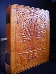 Diario de cuero hecho a mano celta pagano WiccaTREE of LIFE A5 libro de sombras - Imagen 1 de 6