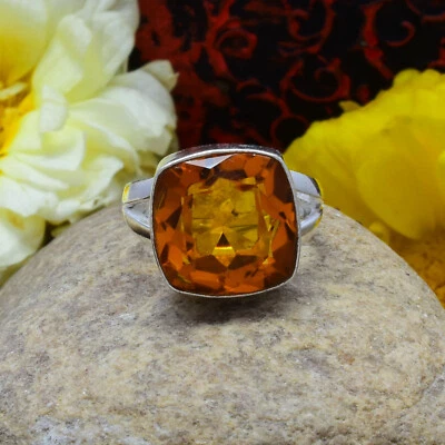 Impresionante anillo hecho a mano de plata de ley 925 con piedras preciosas de topacio citrino todos los tamaños Foto 1 de 4