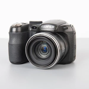 Fujifilm FinePix S Series S2950 14.0MP Digital Camera - Picture 1 of 10