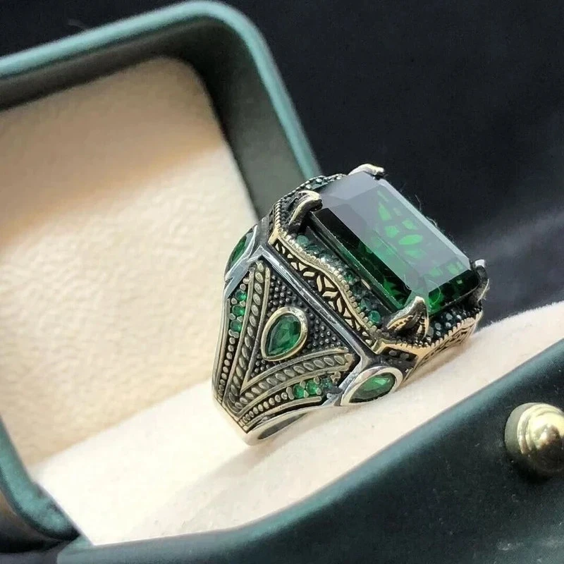 AAA QUALITY SOLID STERLING 925 SILVER MEN'S JEWELRY LAB-CREATED EMERALD RING Foto 1 de 1