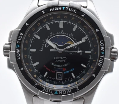 RARE! [NEAR MINT] SEIKO Tide Master 150 6F24-701A Moon Phase Dial Men's Watch - image 1 of 4