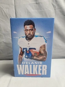Cabeza Bobble Delanie Walker NUEVA 2024 Tennessee Titans Porta Boletos de Temporada Regalo - Imagen 1 de 11