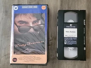 Risky Business 1983 First Edition Warner Home Video Clamshell VHS - Bild 1 von 2