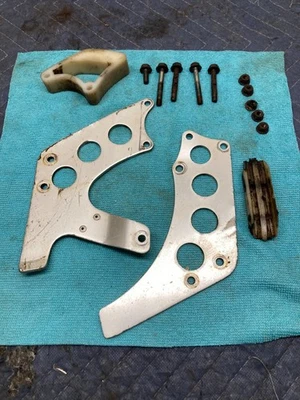 Suzuki RM 250 RM250 1983 guía de cadena 2886 flotador completo Foto 1 de 4