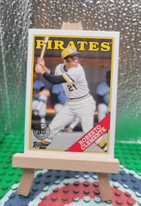 2023 Topps Series 2 #2T88-46 Roberto Clemente 1988 Pittsburgh Pirates