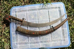Moroccan Nimcha sharp steel sword #1, red inlay, circa 1700-1850 AD, Morocco - Picture 1 of 12