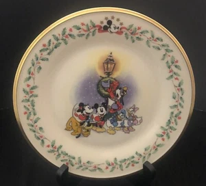Lenox Disney Holiday Decorative 8" Salad Plate Mickey & Co. A CAROLIN WE GO Mint - Picture 1 of 4