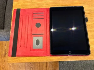 Apple IPad Pro 9,7 Zoll (2016) 32 GB - A1673 - Bild 1 von 9