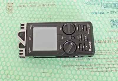 ROLAND R26 6 Channel Portable Recorder - Image 1 of 4