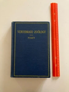 A Course in Vertebrate Zoölogy by Henry Sherring Pratt 1905 Hardcover - Picture 1 of 8
