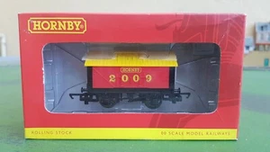Hornby R6458 2009 Salt Wagon, red and yellow, Boxed - Foto 1 di 10