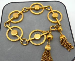 Vintage Crown Trifari Gold Tone Open Work Circle Panel Link Bracelet Tassels 50s - Picture 1 of 6