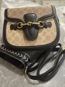 Crossbody Bag, Womens, New with 2 Straps, SO CUTE!!! - Picture 1 of 6
