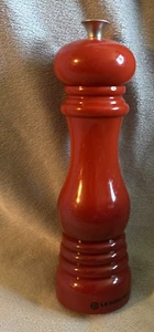 Le Creuset Salt Grinder Mill 8.5" Volcanic Flame Red - Picture 1 of 6