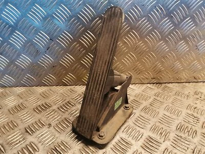 Pedal acelerador SMART CITY-COUPE 450 0002245V017 0,60 gasolina 33 kW 2002 Foto 1 de 4