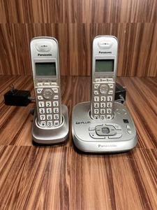 Panasonic Cordless Phone System Silver KX-TG4021 DECT 6.0 Plus 2 Handsets Tested - Picture 1 of 17