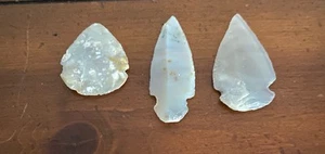 Three LARGE ARROWHEADS - Picture 1 of 2